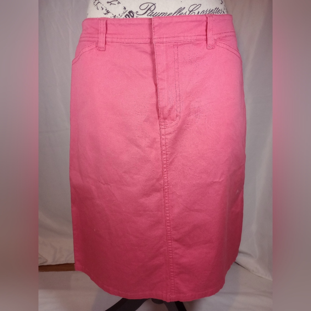 ✨ Vintage NWOT Calvin Klein Pink Pencil Skirt ✨